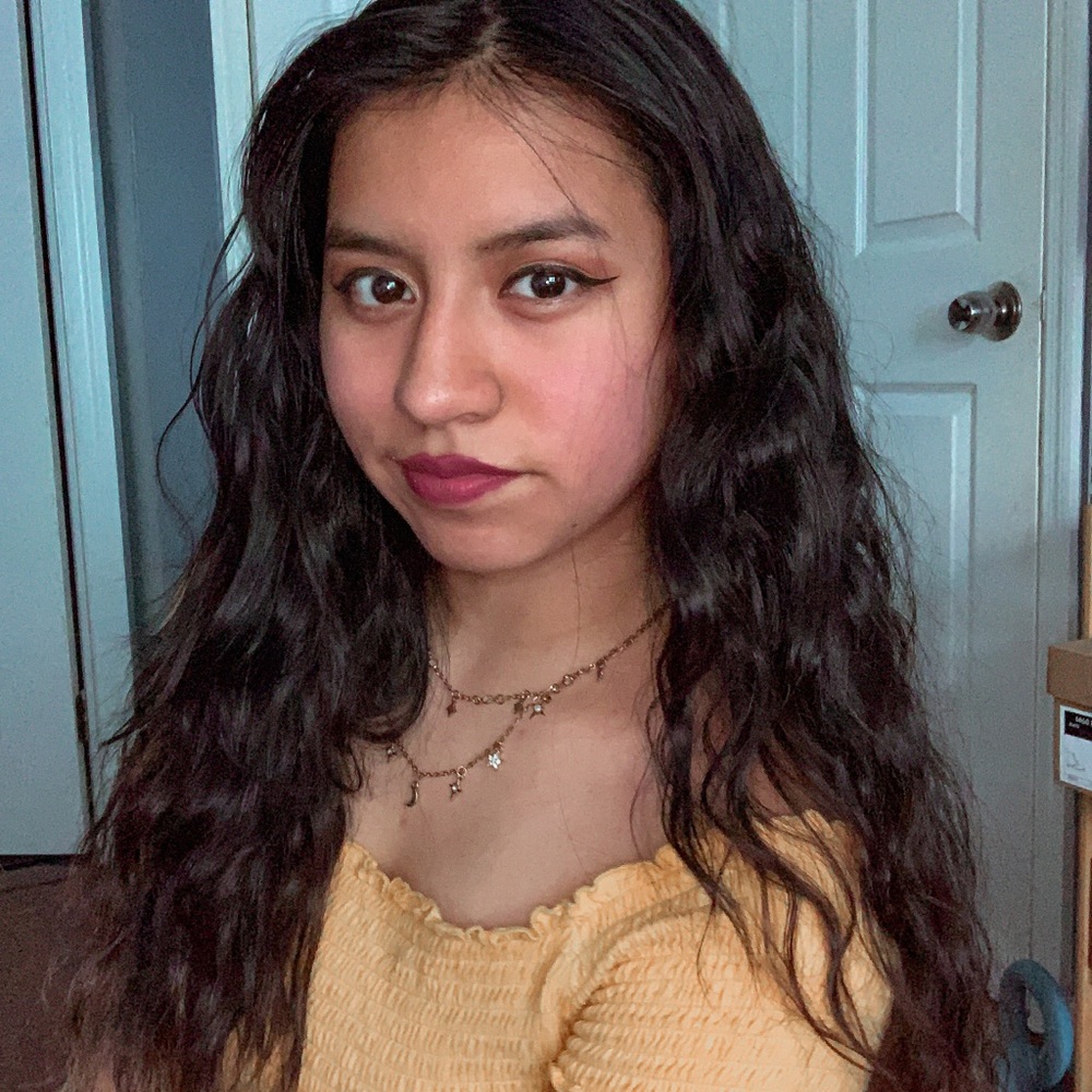Meet your Posher, Gabriela